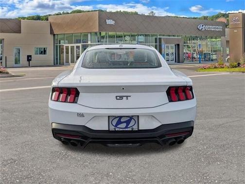 2024 Ford Mustang 