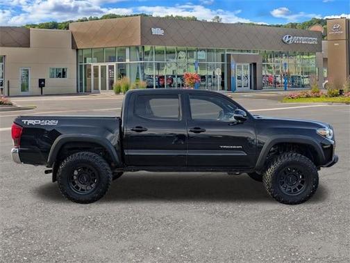 2018 Toyota Tacoma 
