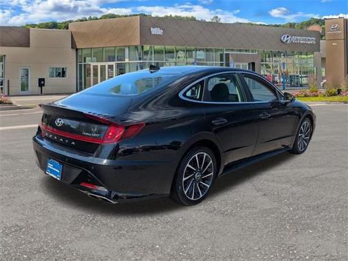 2022 Hyundai SONATA Limited