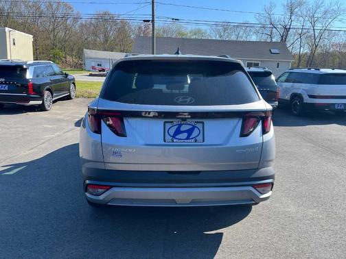 Shimmering Silver 2026 Hyundai TUCSON Hybrid SEL