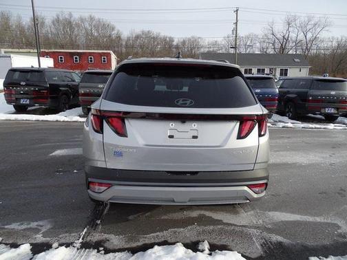 2026 Hyundai TUCSON Hybrid SEL