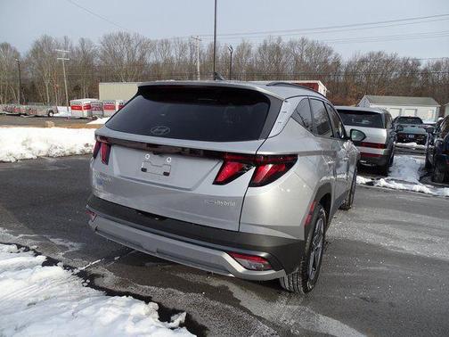 2026 Hyundai TUCSON Hybrid SEL