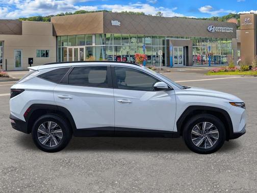 2022 Hyundai TUCSON Hybrid Blue