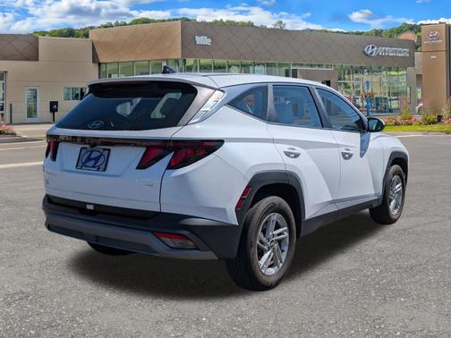 Serenity White Pearl 2025 Hyundai TUCSON SE