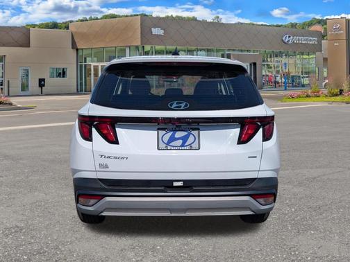 Serenity White Pearl 2025 Hyundai TUCSON SE
