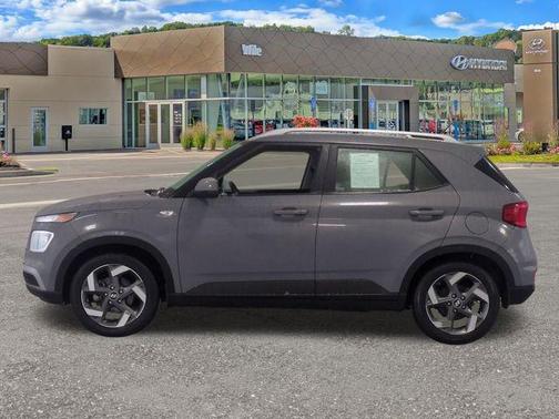 2023 Hyundai VENUE SEL