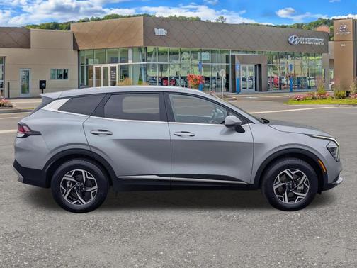 Steel Gray 2024 Kia Sportage LX