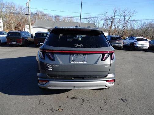 2026 Hyundai TUCSON SEL Premium