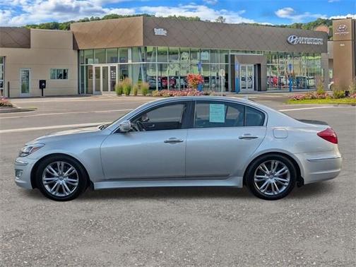 2012 Hyundai Genesis 3.8