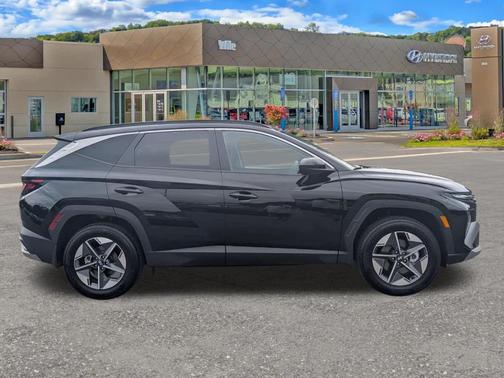 Phantom Black 2026 Hyundai TUCSON SEL