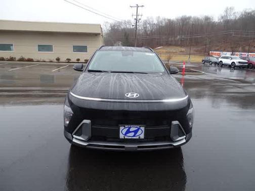 Abyss Black Pearl 2026 Hyundai KONA SEL Premium