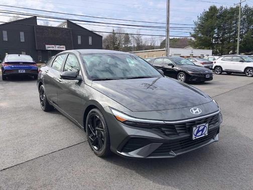 Amazon Gray 2026 Hyundai ELANTRA SEL Sport