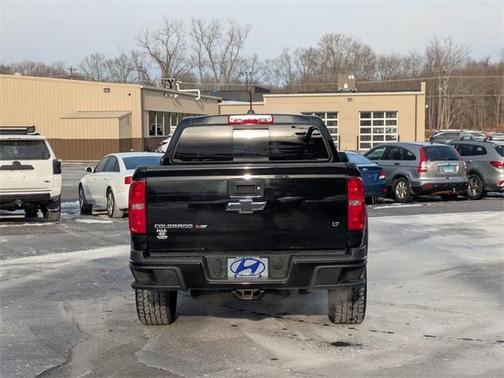 2017 Chevrolet Colorado LT