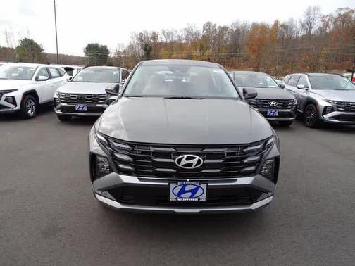 Hampton Gray 2026 Hyundai TUCSON SE