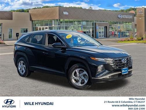 2022 Hyundai TUCSON SE