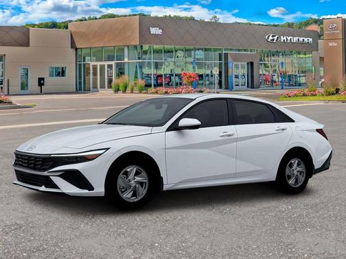 2026 Hyundai ELANTRA SE