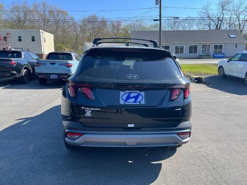 Phantom Black 2026 Hyundai TUCSON SEL