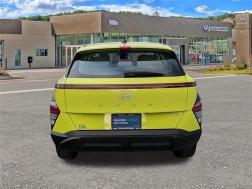 2024 Hyundai KONA SE