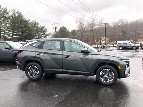Amazon Gray 2026 Hyundai TUCSON Hybrid Blue SE