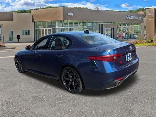 2017 Alfa Romeo Giulia Ti