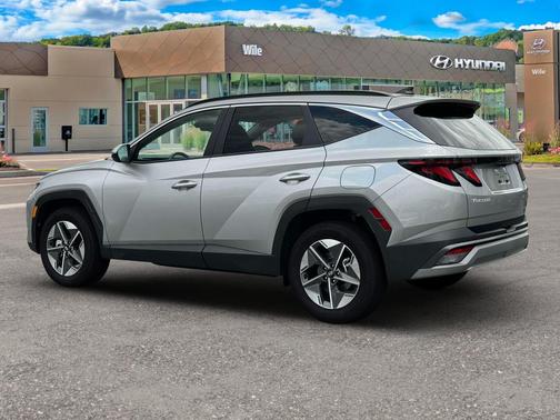 Shimmering Silver 2026 Hyundai TUCSON SEL