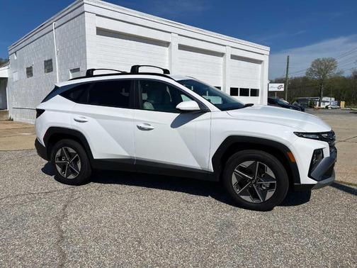 Serenity White Pearl 2026 Hyundai TUCSON SEL