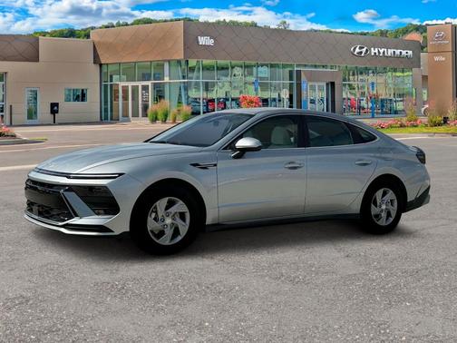 2025 Hyundai SONATA SE