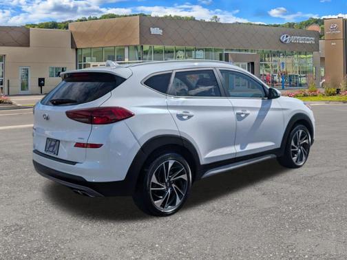 White Cream 2021 Hyundai TUCSON Sport