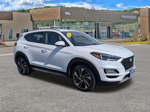White Cream 2021 Hyundai TUCSON Sport