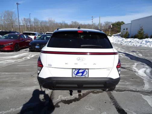 Atlas 2026 Hyundai KONA SEL Sport