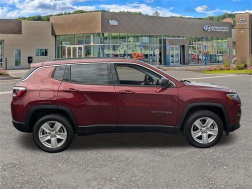 2022 Jeep Compass Latitude