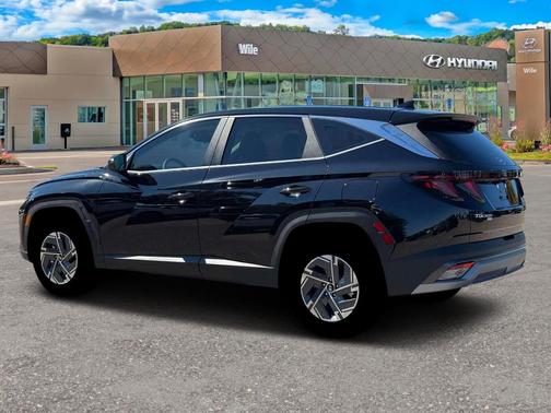 2026 Hyundai TUCSON Hybrid Blue SE