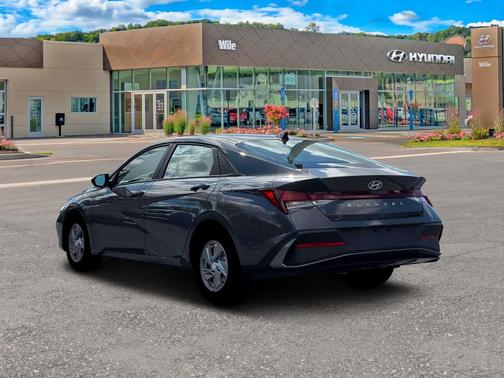 Gray 2026 Hyundai ELANTRA SE