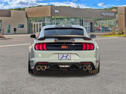2022 Ford Mustang Mach 1