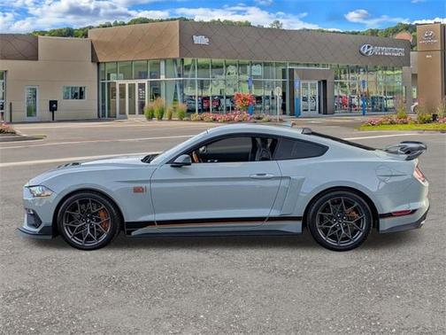 2022 Ford Mustang Mach 1
