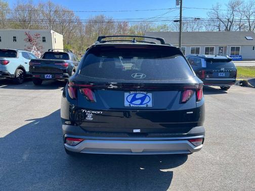 Phantom Black 2026 Hyundai TUCSON SEL