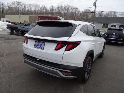 2026 Hyundai TUCSON SEL