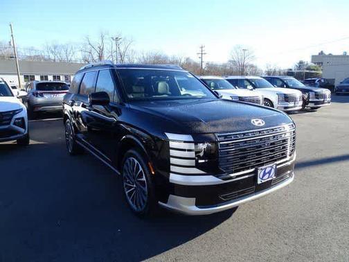 Abyss Black Pearl 2026 Hyundai Palisade Hybrid Calligraphy