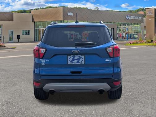 Lightning Blue Metallic 2019 Ford Escape SEL