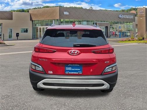 2022 Hyundai KONA SEL