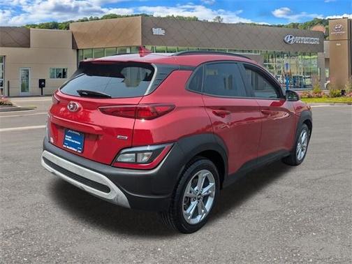 2022 Hyundai KONA SEL