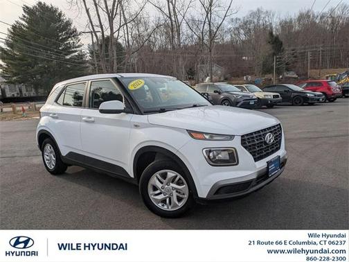 2023 Hyundai VENUE SE