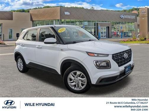 2023 Hyundai VENUE SE