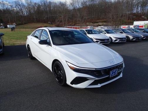 2026 Hyundai ELANTRA SEL