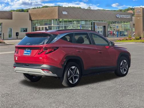 2025 Hyundai TUCSON SEL