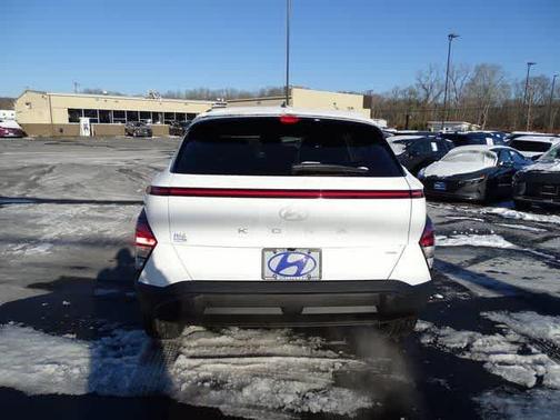 Atlas 2026 Hyundai KONA SEL Sport