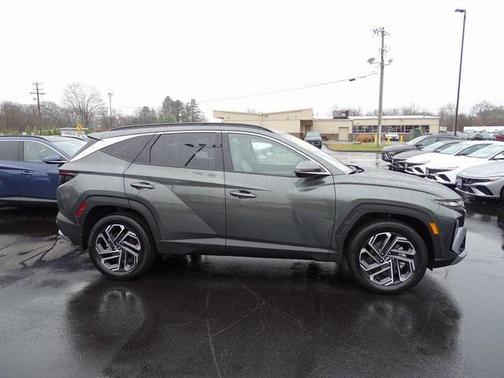 2025 Hyundai TUCSON Hybrid Limited