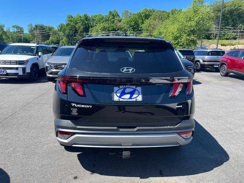 Phantom Black 2026 Hyundai TUCSON SEL