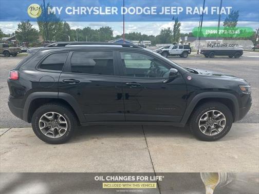 2022 Jeep Cherokee Trailhawk
