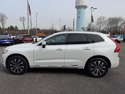 2023 Volvo XC60 Plus